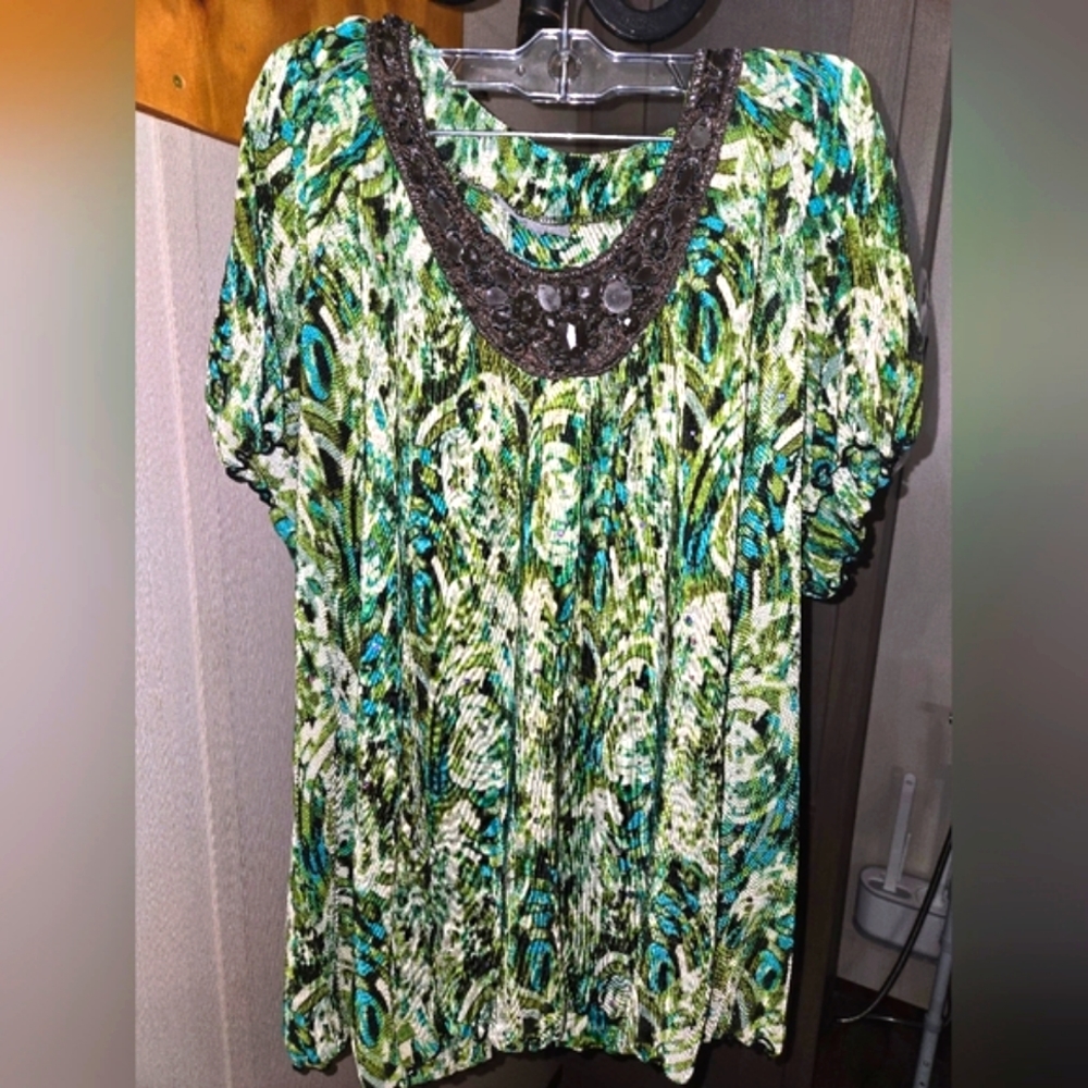 ***Essential Green and Turquoise Blouse Woman (3X)
